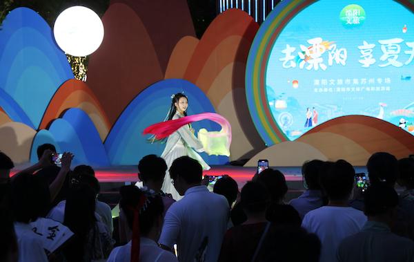 溧阳文旅走进苏州金鸡湖畔，引爆圆融天幕夜市